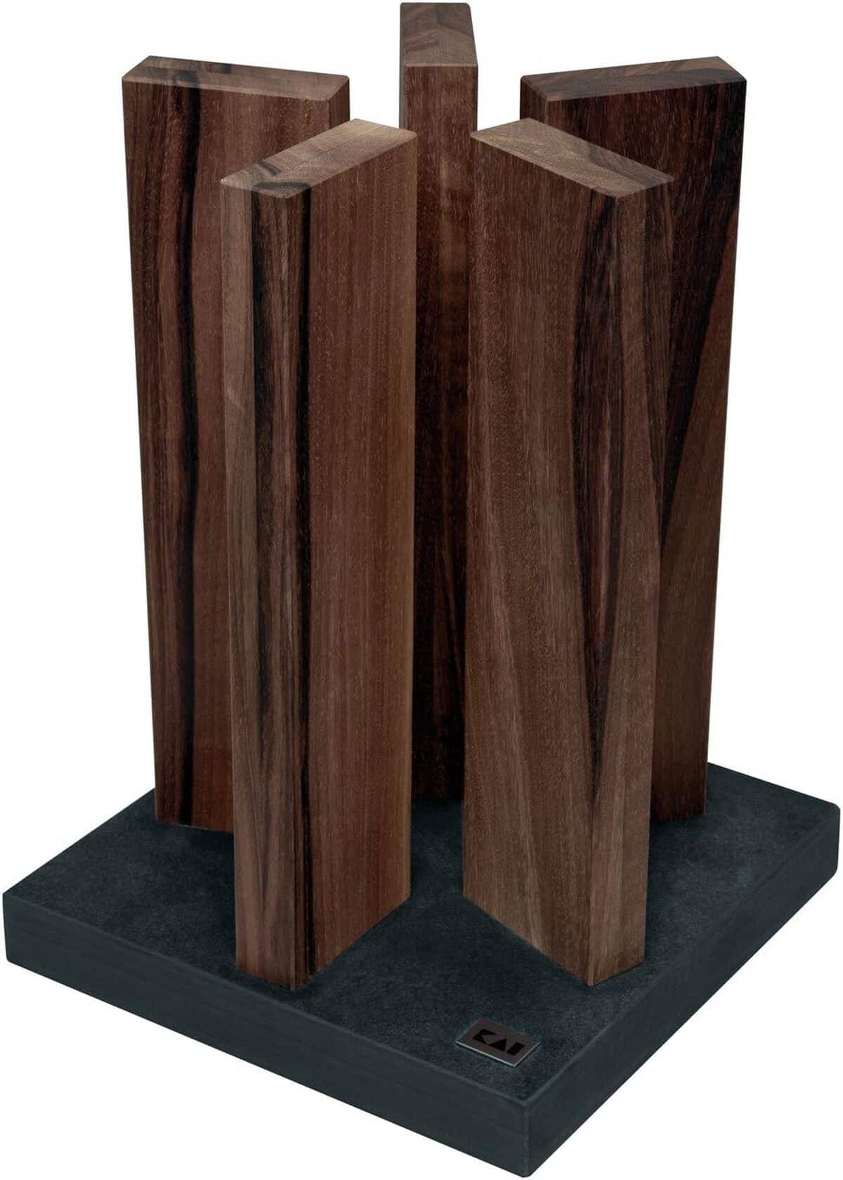 Test du bloc à couteaux magnétique KAI Stonehenge en noyer