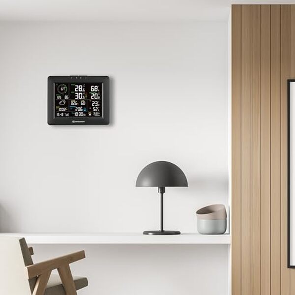 Découvrez notre évaluation détaillée de la station météo Bresser WiFi 8-en-1 : ses fonctionnalités innovantes pour une gestion précise du climat chez vous.